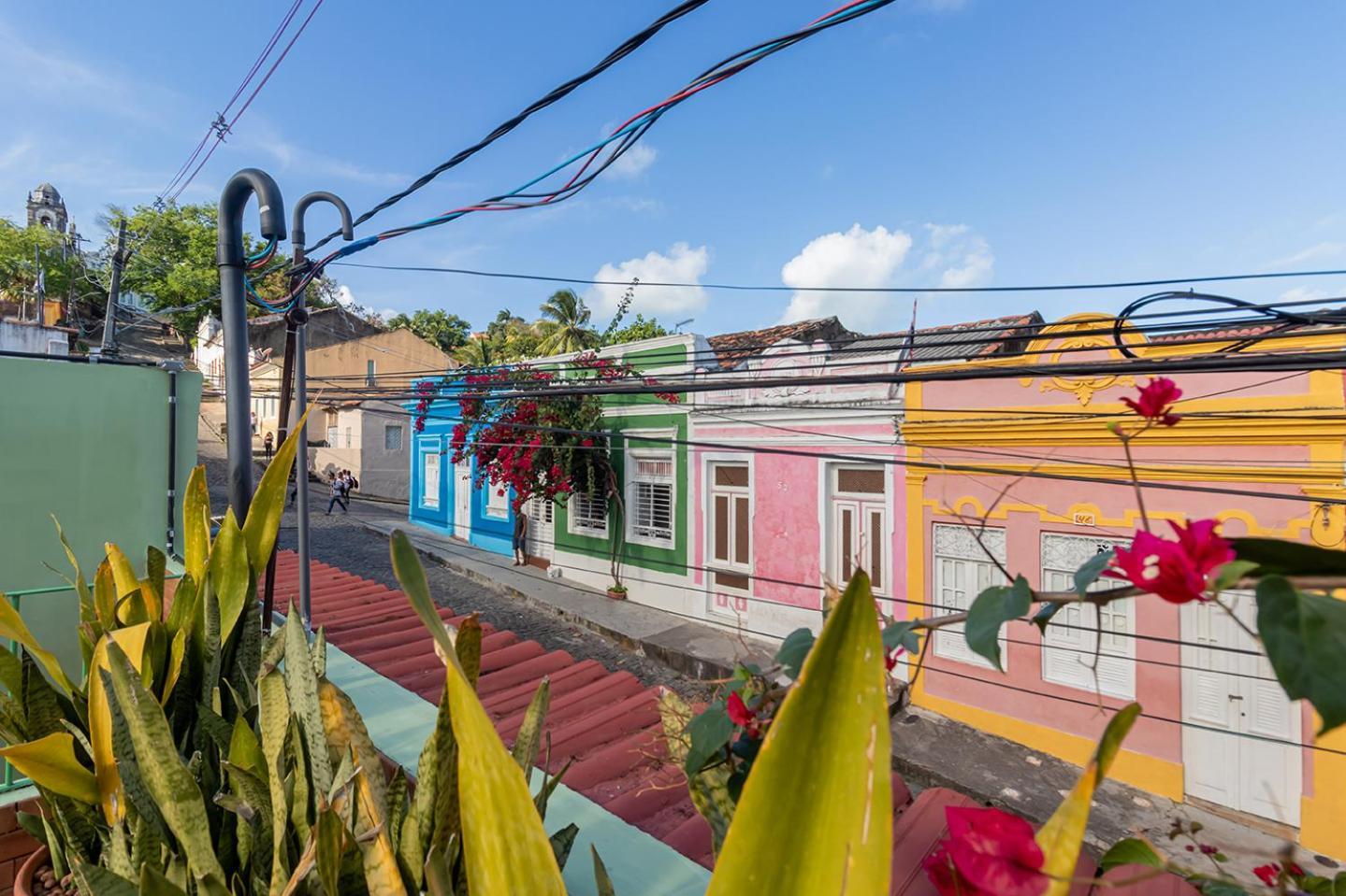 Casas Amparo Manupia *